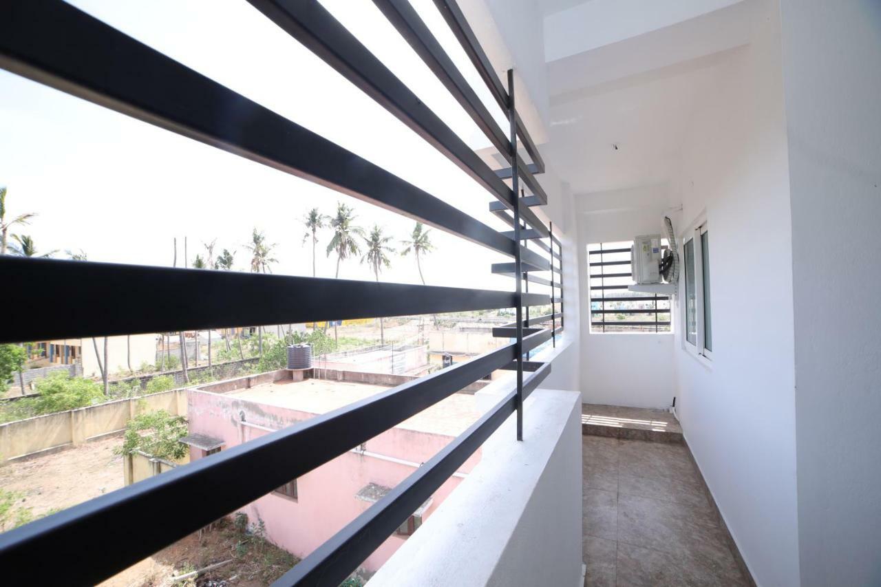 The Base Inn Pondicherry Exterior photo